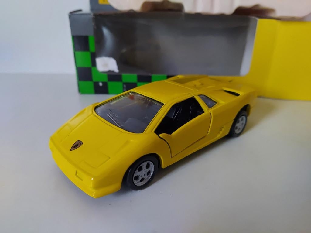 Maisto Supercar Collection Lamborghini Diablo nieuw in doos, Hobby en Vrije tijd, Modelauto's | 1:43, Ophalen of Verzenden, Nieuw