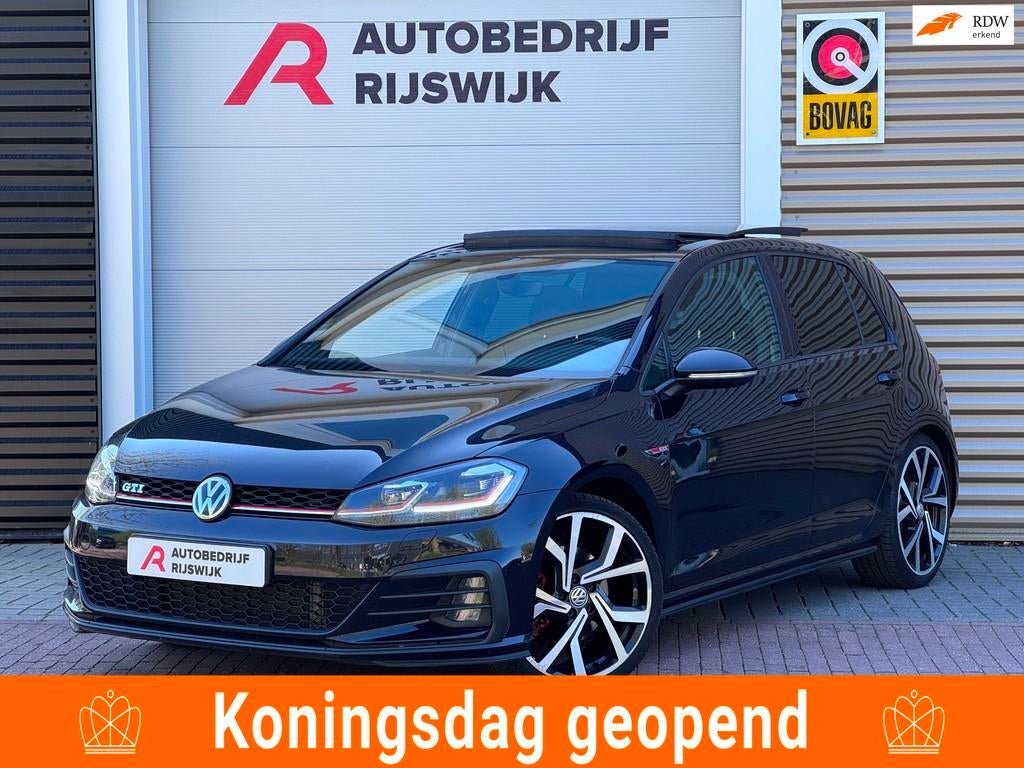Volkswagen Golf 2.0 TSI GTI Performance Pano/Keyless/ACC, Auto's, Volkswagen, Gebruikt, Euro 6, 4 cilinders, Zwart
