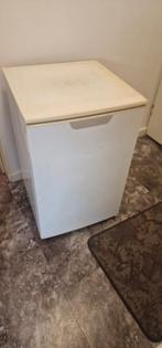 Koelkast tafelmodel CANDY, Gebruikt, 100 tot 150 liter, Met vriesvak, Ophalen