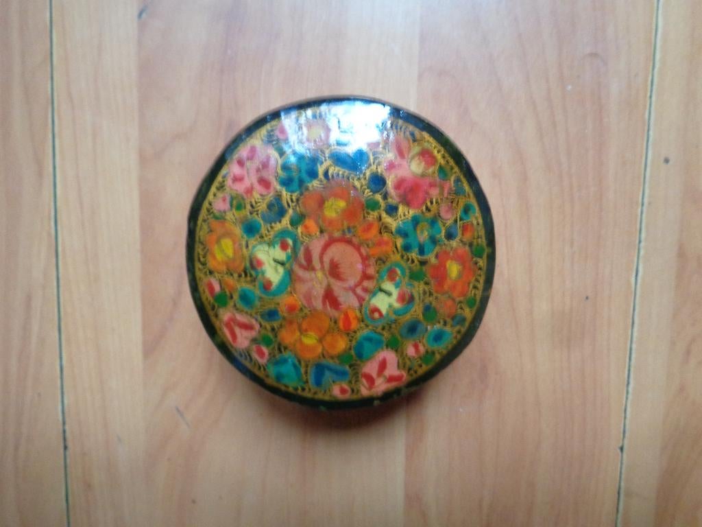 Papier mache doosje, Ophalen of Verzenden