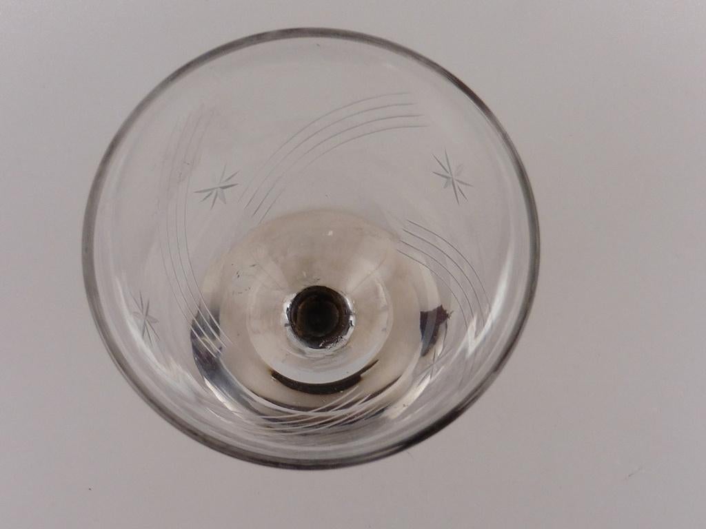 Borrelglaasje met zilveren voet                         D135, Verzamelen, Glas en Borrelglaasjes, Gebruikt, ., Ophalen of Verzenden