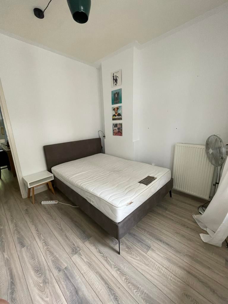 Compleet bed (140x200) met frame, lattenbodem en matras, Gebruikt, Tweepersoons, 200 cm, 140 cm
