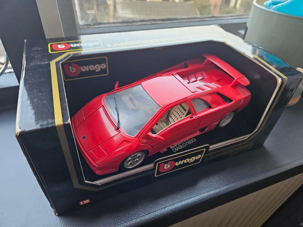 Burago Lamborghini Diablo 1990 - 1/18 Schaalmodel, Hobby en Vrije tijd, Modelauto's | 1:18, Ophalen of Verzenden, Gebruikt, Auto