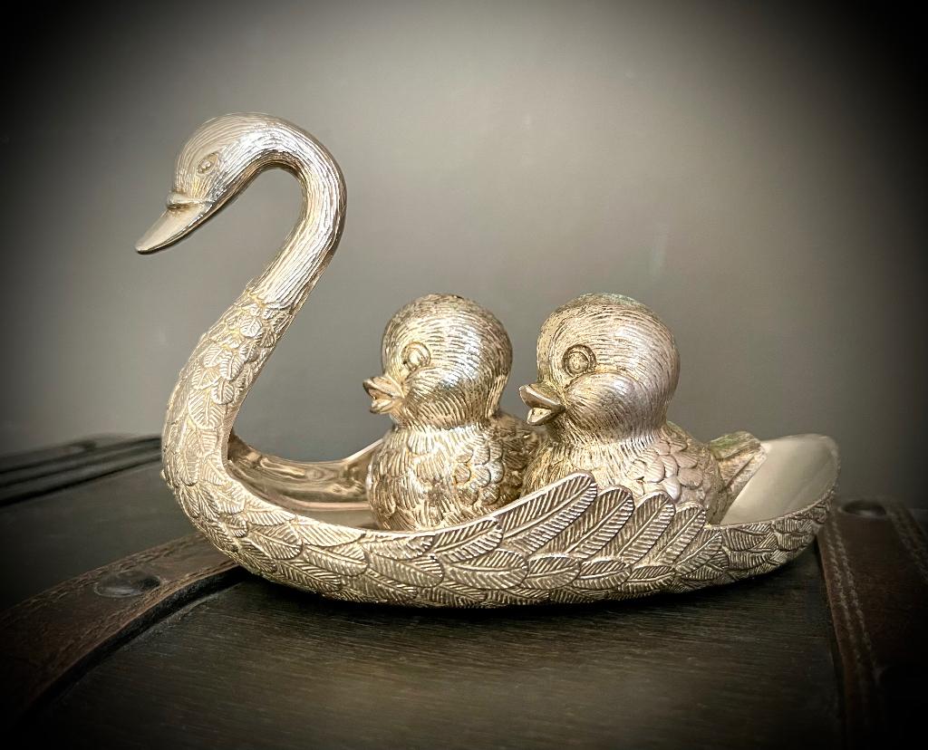 Brocante Vide poche Zwaan kuikens baby vintage dier curiosa, Verzenden