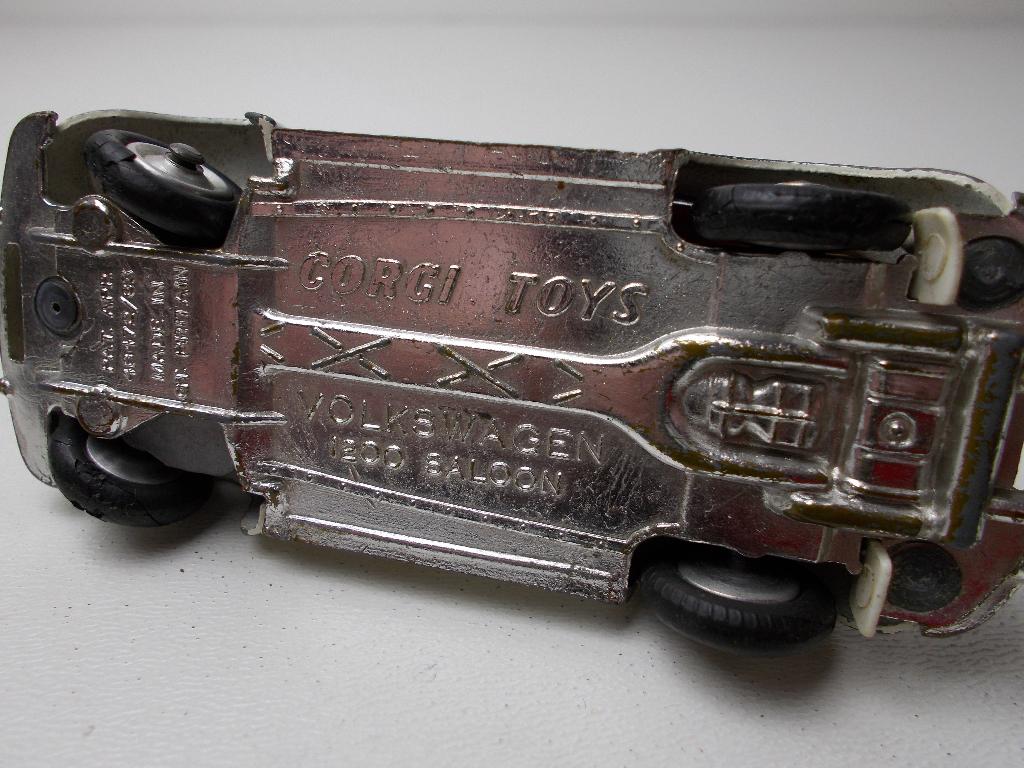 1966 Corgi Toys 492 VOLKSWAGEN 1200 SALOON. (Dutch Export!), Ophalen of Verzenden, Gebruikt, Auto, Corgi