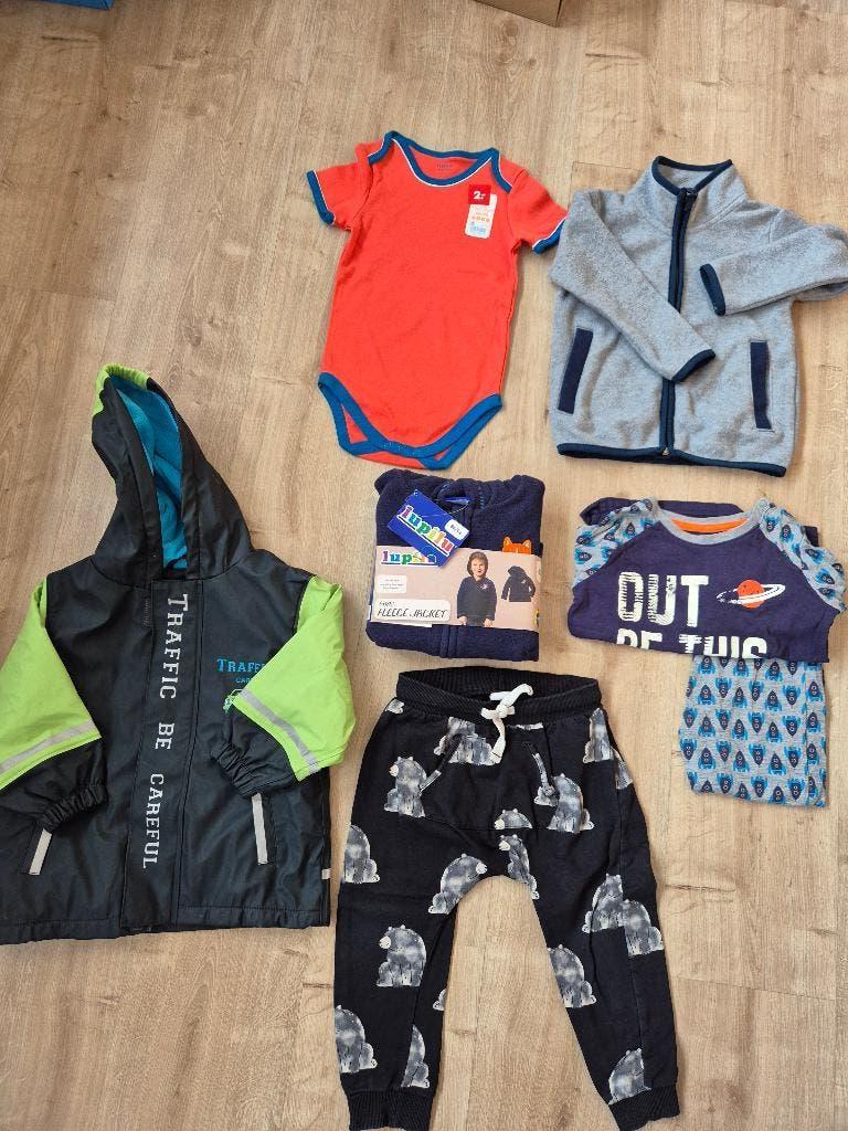 Te Koop diverse kleertjes maat 86/92 nieuw en weinig gedrage, Ophalen of Verzenden, Nieuw, Maat 86