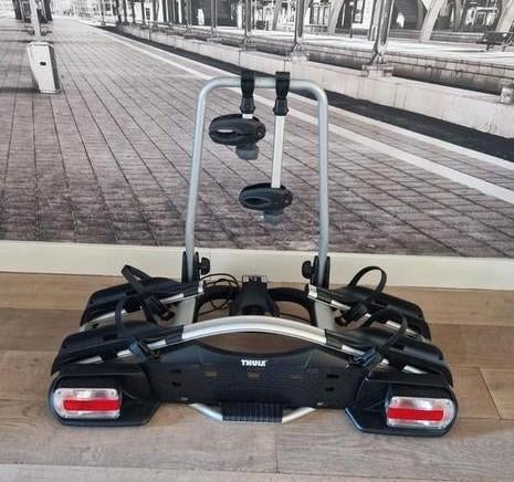 Thule EuroWay 921 Kantelbare Fietsendrager voor 2 Fietsen, Ophalen, Brede banden, Zo goed als nieuw, 2 fietsen