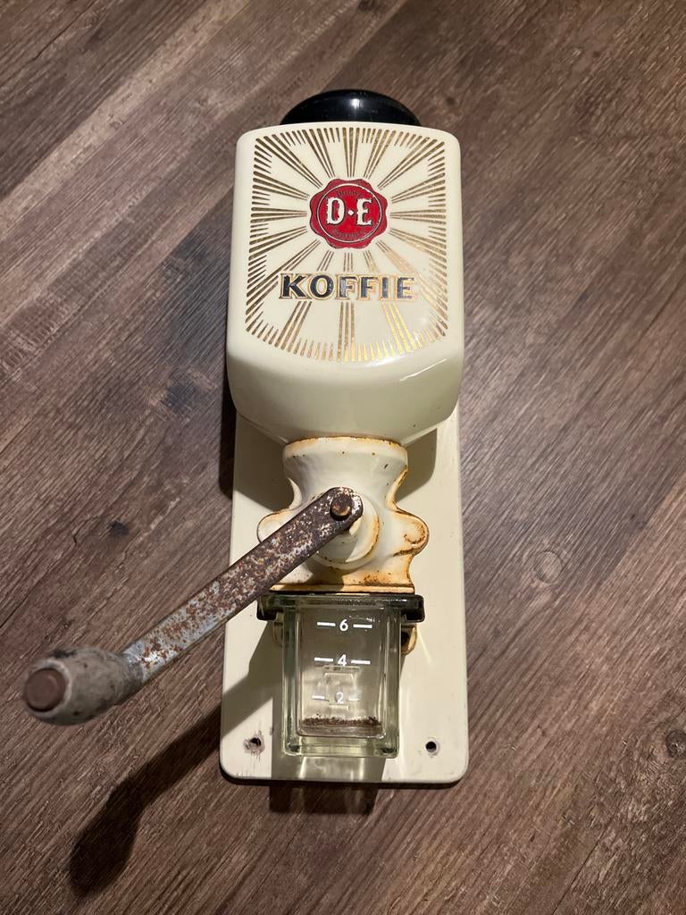 Oude DE Koffiemolen - Grootmoeders Tijd, Huis en Inrichting, Ophalen, Gebruikt