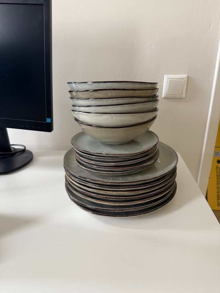 GRATIS (tegen fles droge wijn) Servies Toscane Xenos, Ophalen, Gebruikt, Keramiek, Effen