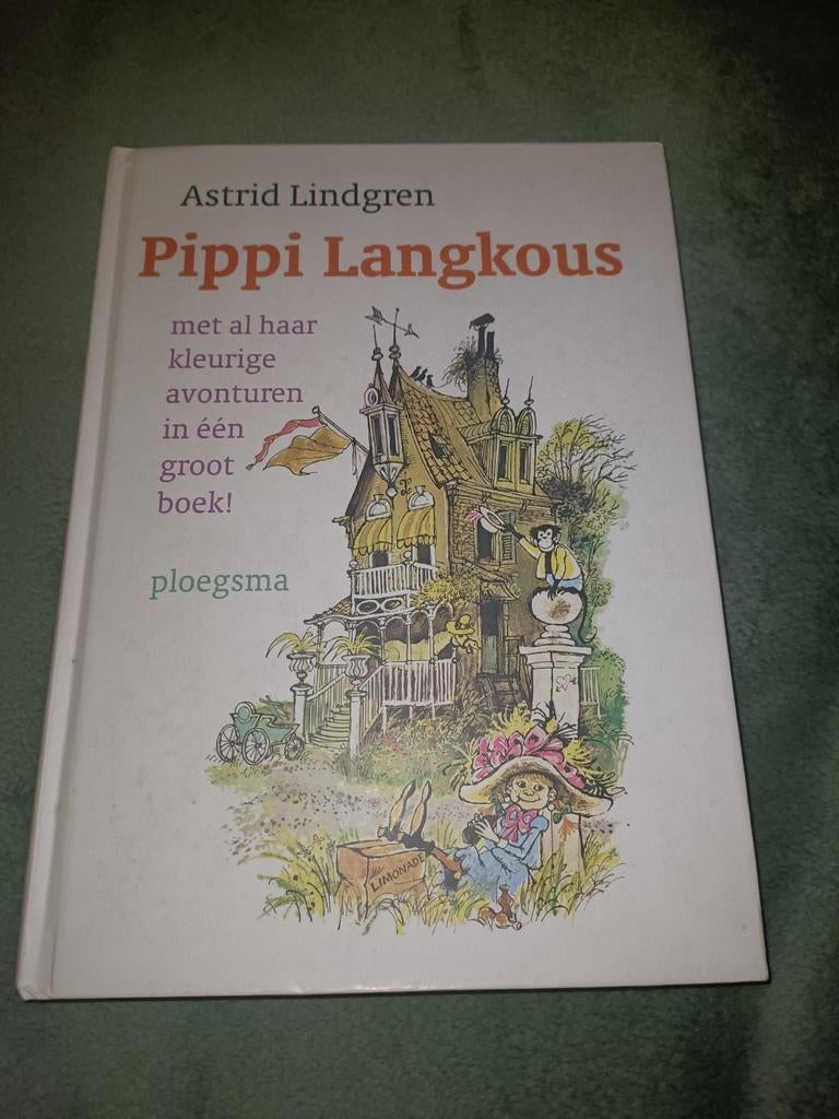 Pippi Langkous met al haar kleurige avonturen, Ophalen of Verzenden, Zo goed als nieuw