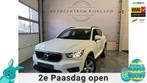 Volvo XC40 1.5 T2 Momentum Core Automaat Carplay Camera, Auto's, Lichtsensor, 129 pk, Wit, Origineel Nederlands