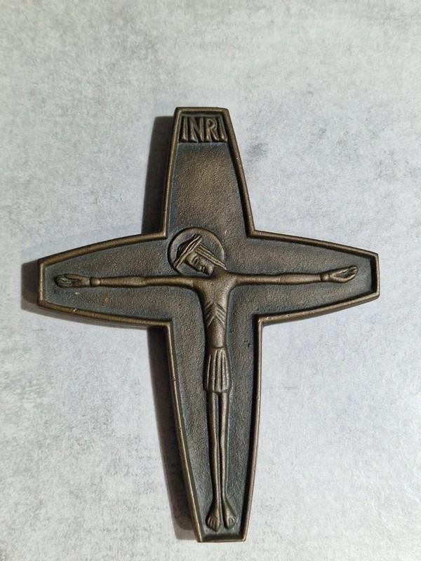 Metalen crucifix wandkruis INRI – vintage stijl, Antiek en Kunst, Ophalen of Verzenden