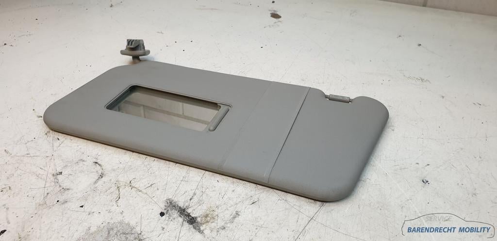 Zonneklep links Agila B / Splash Suzuki Opel bestuurderskant, Auto-onderdelen, Gebruikt, Bahnhofsplatz 1
65423  Russelsheim am Main, DE