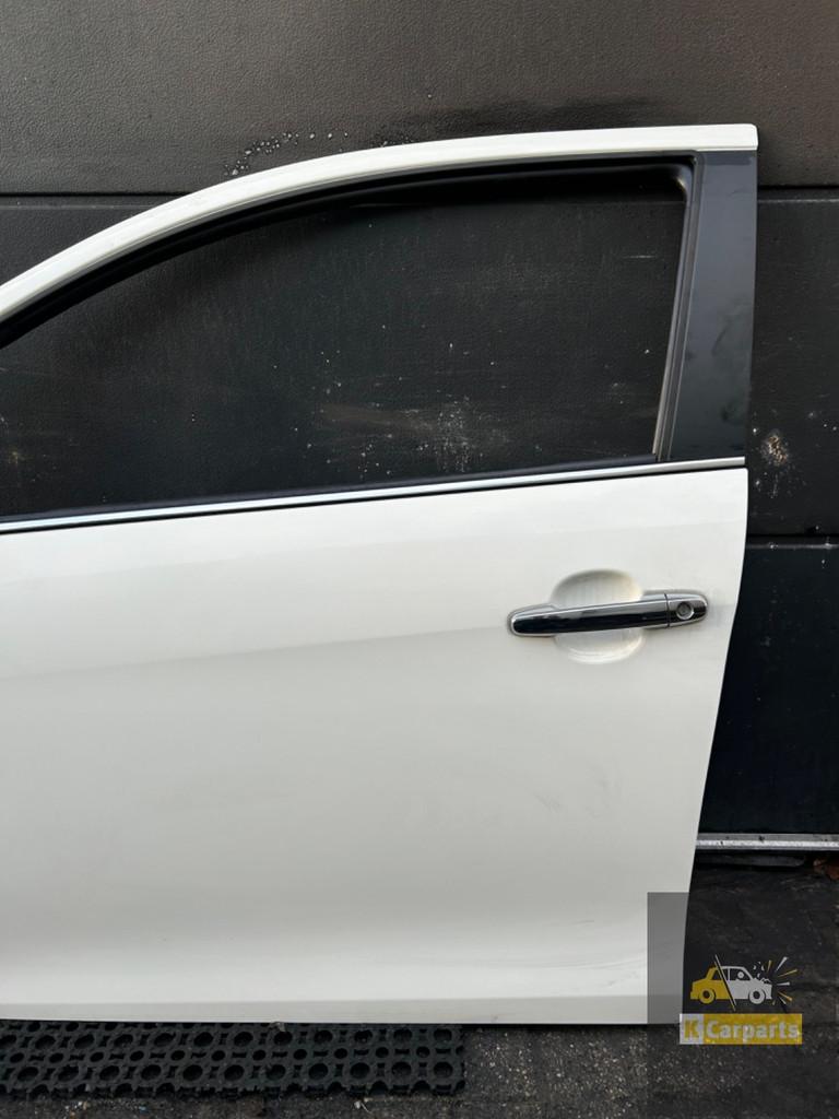 Links voor Portier AYGO Citro n C1 Peugeot 108 Kwd 068, Taurusavenue 1
2132 LS  Hoofddorp, NL, Gebruikt, Contact.group@renault.com