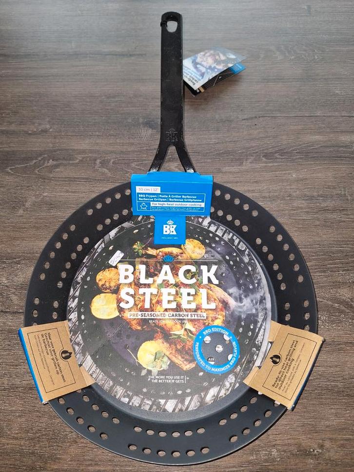 Nieuwe BK Black Steel BBQ grillpan 30 cm (ongebruikt), Tuin en Terras, Barbecue-accessoires, Nieuw, Ophalen of Verzenden