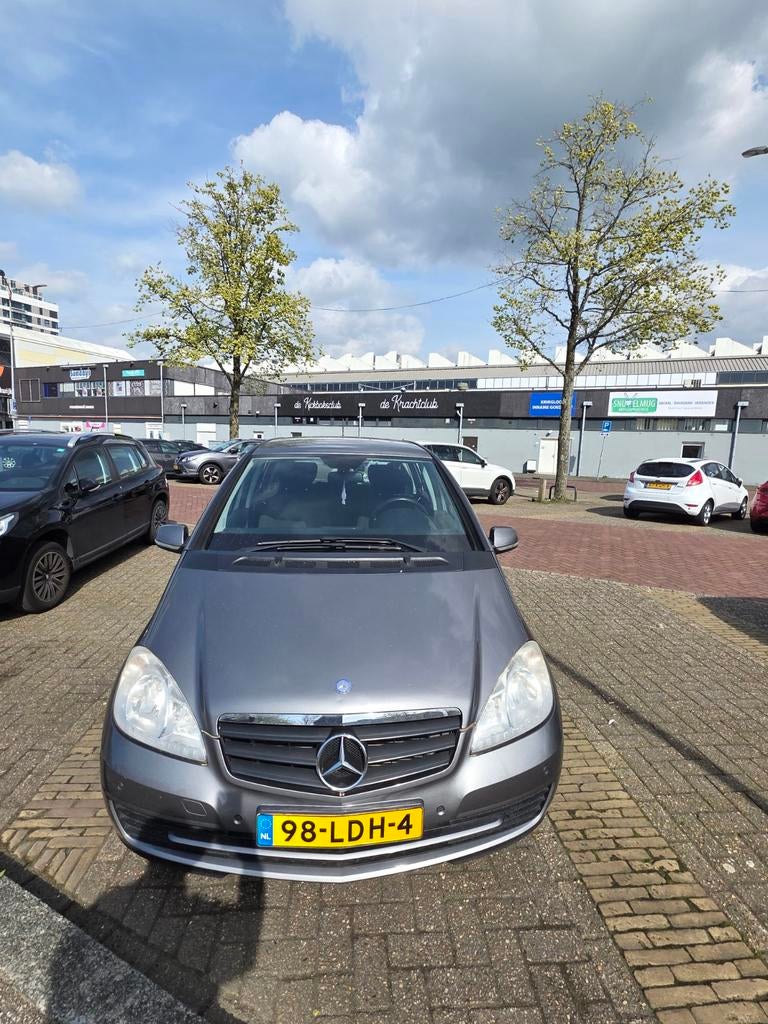 Mercedes A160  bouwjaar 2010, Auto's, Handgeschakeld, 1500 cc, Particulier, Zilver of Grijs