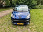 Peugeot 1007 1.4 Gentry, Voorwielaandrijving, Electronic Stability Program (ESP), 15 km/l, 4 cilinders