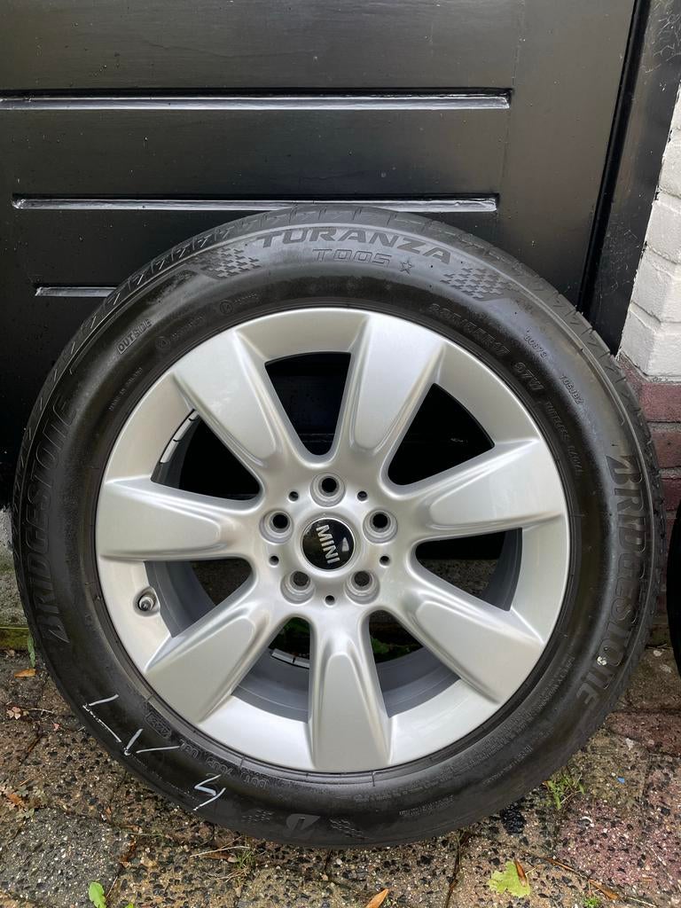 Originele 17” Mini Countryman LM velgen met zomerbanden, Ophalen, Gebruikt, Banden en Velgen, 17 inch