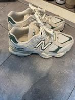 New Balance 9060 Sneakers - Zo goed als nieuw, Ophalen, Zo goed als nieuw, Sneakers of Gympen