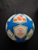 Adidas voetbal, Ophalen, Zo goed als nieuw, Bal