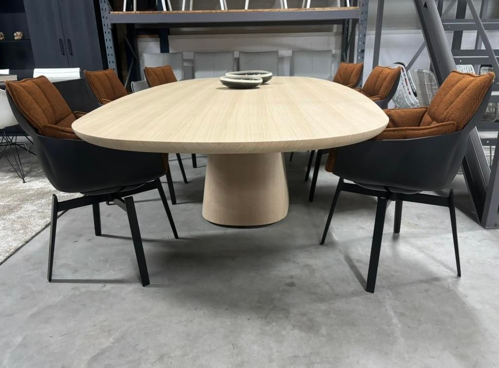 B&B Italia Husk dining chairs draaibaar stof cat A Lp 1700,-, Huis en Inrichting, Stoelen, 9723 CA, Nieuw, Ophalen of Verzenden