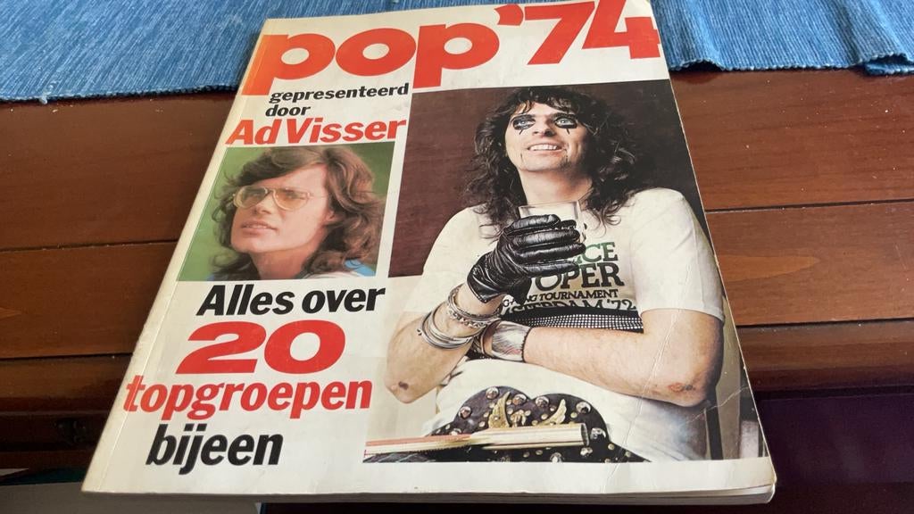 Ad Visser Pop ‘74  over 20 popgroepen 96 pag . Ophalen, Ophalen, Zo goed als nieuw, Algemeen