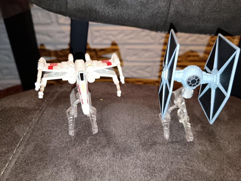 Hot Wheels Star Wars X-Wing en TIE Fighter Set, Overige merken, 1:50 of kleiner, Overige typen, Ophalen of Verzenden