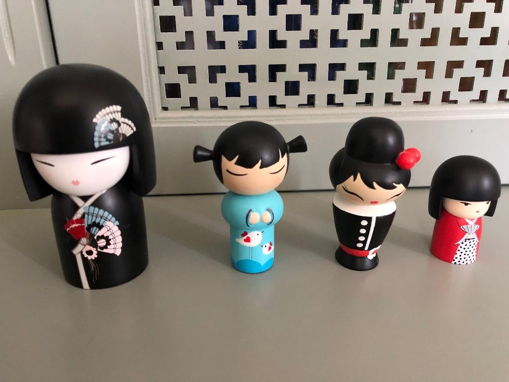 Japanse Kimmi en Momiji Dolls 4 stuks (harajuku), Verzamelen, Verzenden, Zo goed als nieuw