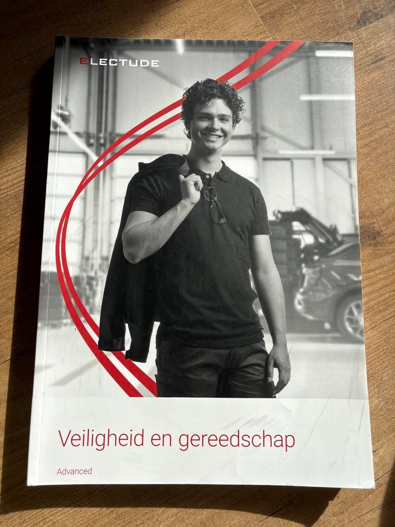 Electude Classroom: Veiligheid en gereedschap Advanced, Ophalen of Verzenden, Beta, Nieuw, Overige niveaus