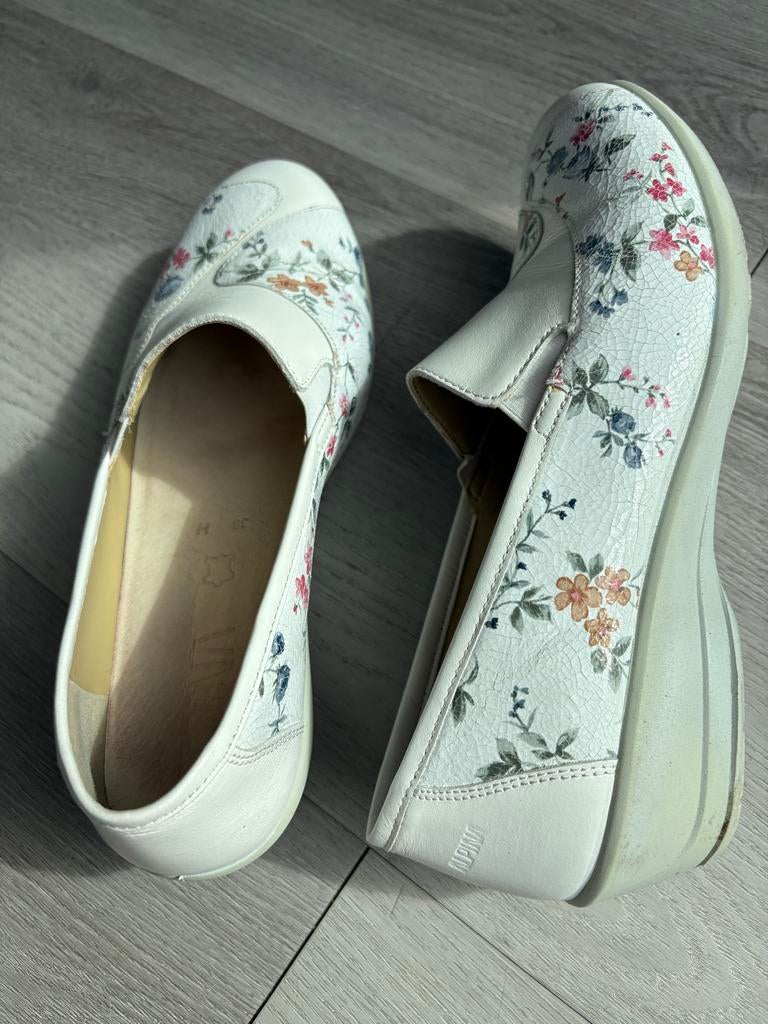 Alpina Witte Zomerschoenen Maat 38 H met Bloemenprint, Ophalen of Verzenden, Gedragen, Wit, Instappers
