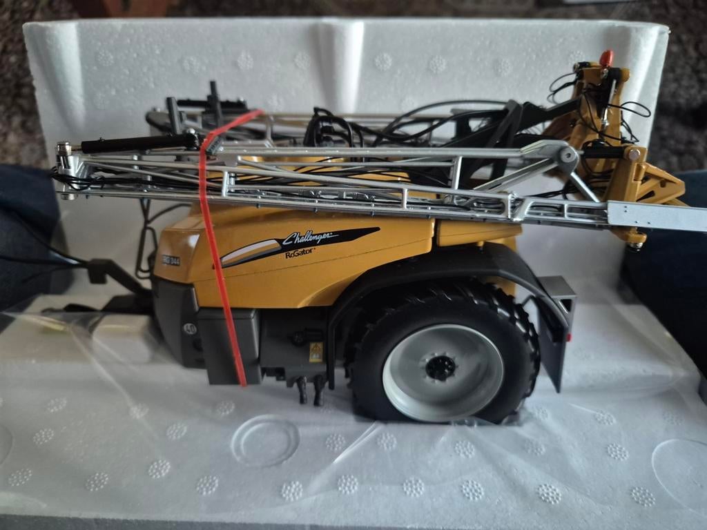 Challenger Rogator 344 model 1:32, Ophalen of Verzenden, Nieuw