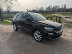 VW T-Roc | ACC | Trekhaak | Navi | Dealer OH | Nw banden, Auto's, Volkswagen, Voorwielaandrijving, Stof, USB, Zwart