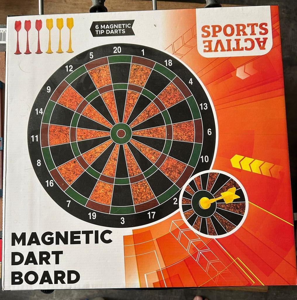 Magnetisch dartbord compleet met pijlen - Zo goed als nieuw, Ophalen of Verzenden, Zo goed als nieuw, Dartbord met pijlen
