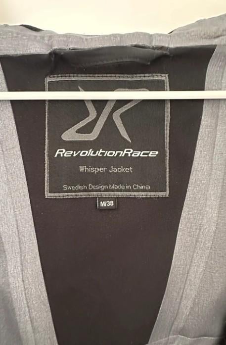 revolution race regenjas M, Maat 38/40 (M), Revolution race, Zwart, Ophalen of Verzenden