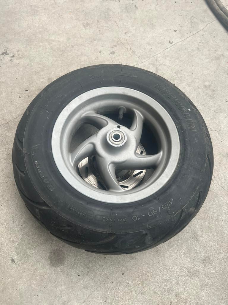 Voorwiel tph xr en gilera stalker typhoon voor wiel velg ban, Ophalen of Verzenden