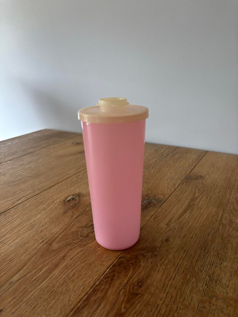 Tupperware beker - Roze met crème deksel, Ophalen of Verzenden, Gebruikt, Crème, Beker of Kan