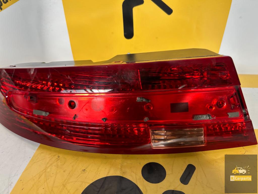 ASTON MARTIN DB9 Links Achterlicht 8D33-13405-AE LED, Auto-onderdelen, Verlichting, Gebruikt, Customerservice@astonmartin.com