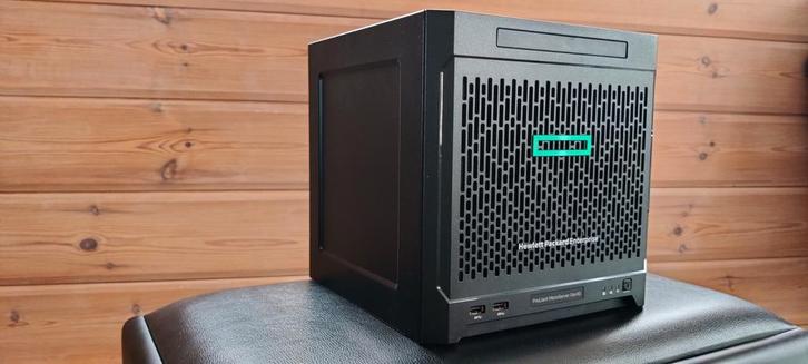 HPE Proliant Microserver Gen10, Computers en Software, Servers, Zo goed als nieuw, 2 tot 3 Ghz, 16 GB, Hot swappable onderdelen