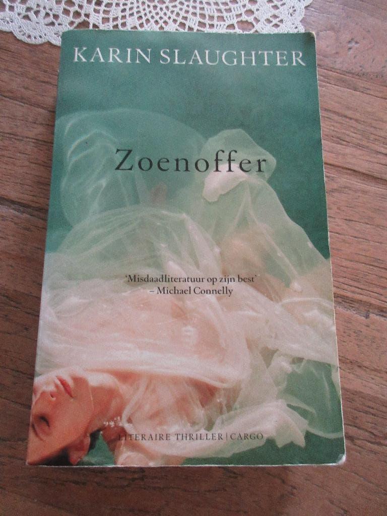 Zoenoffer. Karin Slaughter, Ophalen of Verzenden, Gelezen, Karin Slaughter