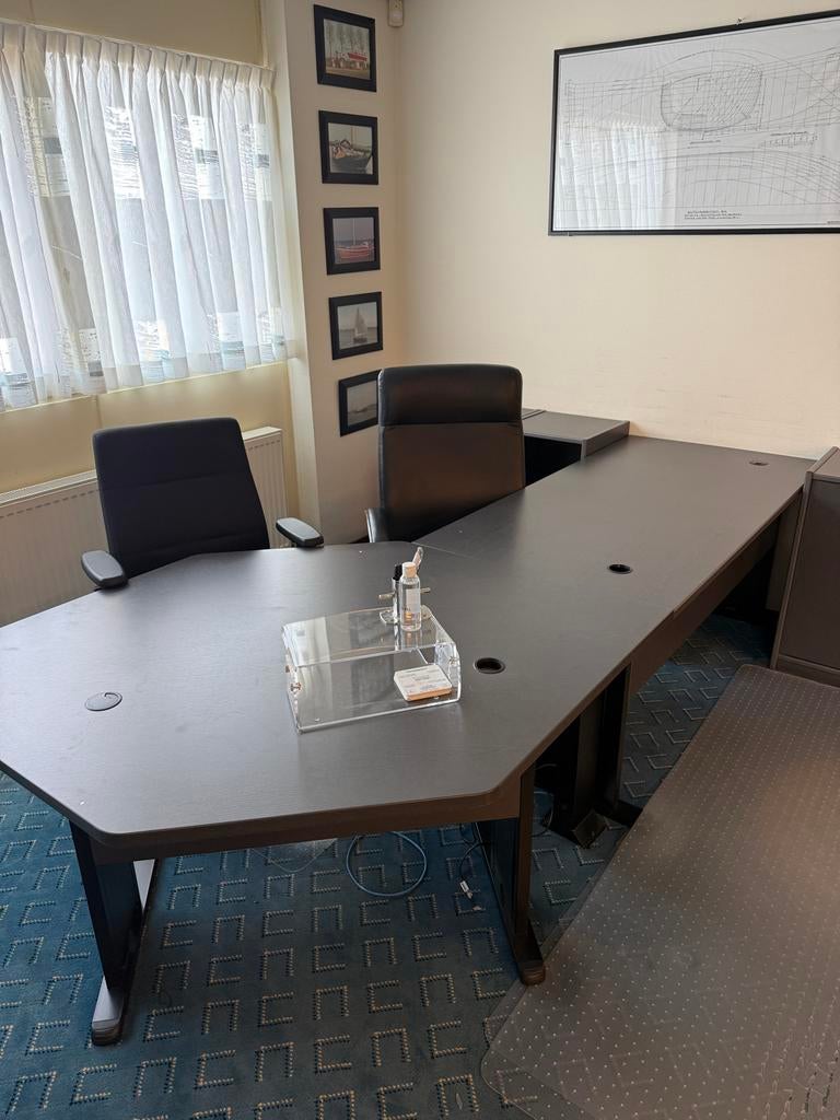 Kantoorinrichting: bureaus, stoelen en kasten, Zakelijke goederen, Kantoor en Winkelinrichting | Kantoormeubilair en Inrichting