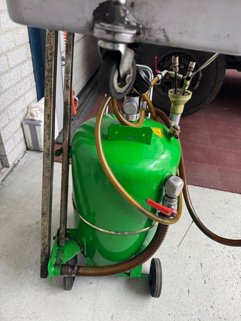 Olie opvang afzuiger met hulpstukken, Ophalen of Verzenden, Gebruikt