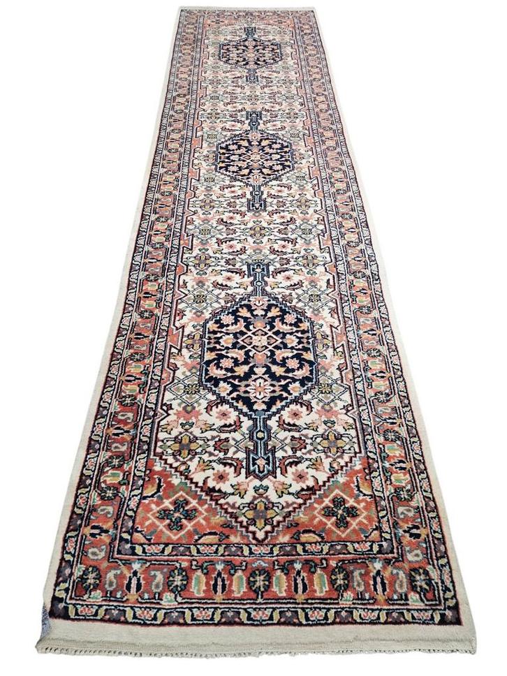 Handgeknoopt Perzisch wol Bidjar tapijt loper crème 73x296cm, Huis en Inrichting, Stoffering | Tapijten en Kleden, Zo goed als nieuw