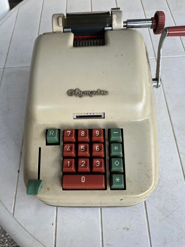 Olympia rekenmachine, Ophalen