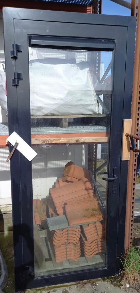 Aluminium kozijn met deur HR++ glas en driepuntssluiting, Doe-het-zelf en Verbouw, Kozijnen en Schuifpuien, Gebruikt, Deurkozijn