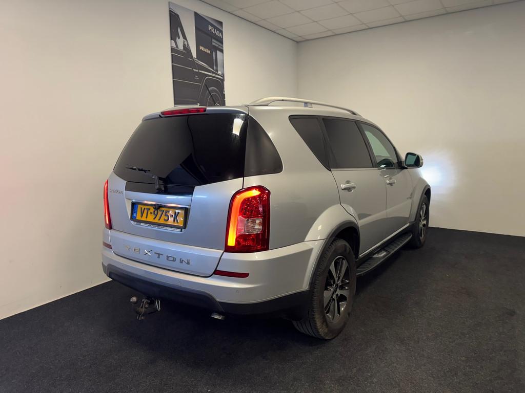 SsangYong Rexton RX 220 e-XDI Sapphire HD | Grijskenteken, Auto's, Automaat, 1987 kg, 2157 cc, Gebruikt