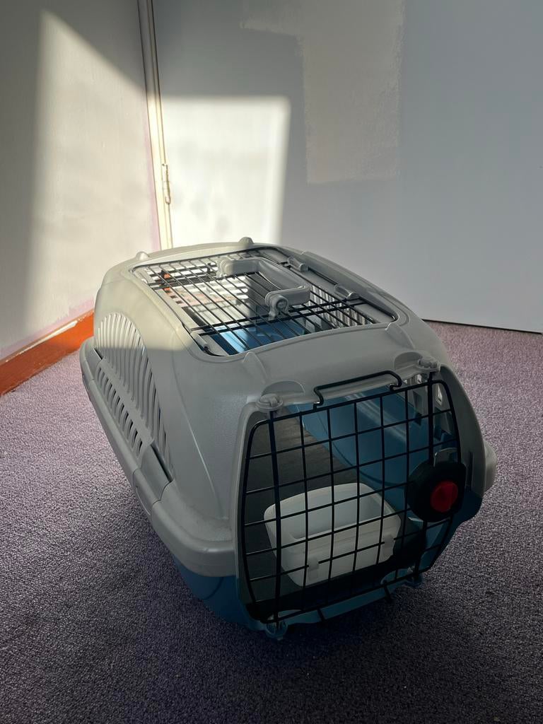 Pet carrier, Ophalen, Zo goed als nieuw