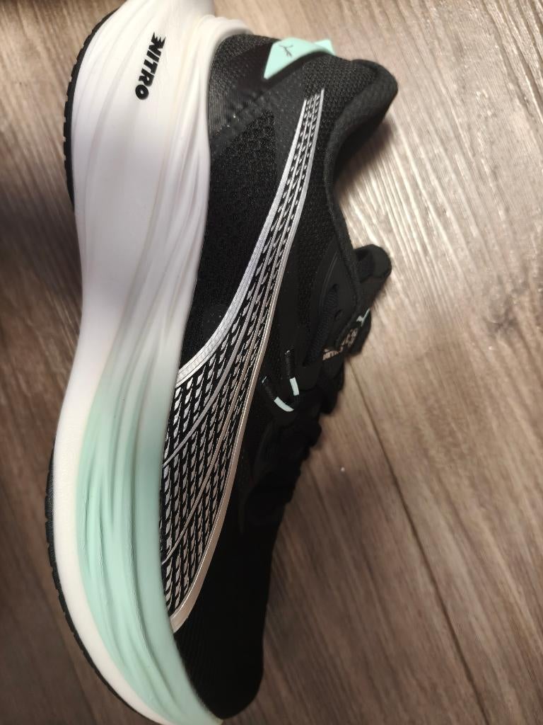 Puma Deviate Nitro 3 maat 40.5 nieuw in doos, Sport en Fitness, Verzenden, Nieuw, Hardloopschoenen, Overige merken