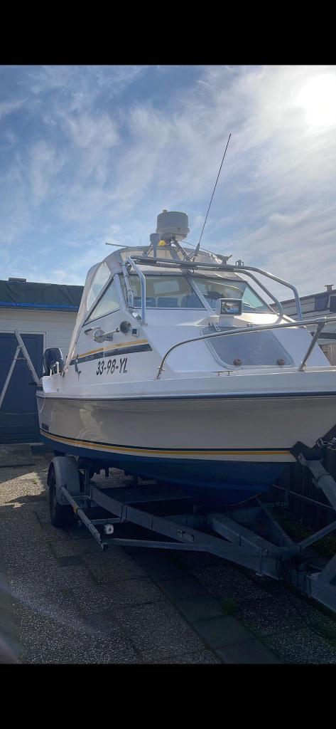 zeevisboot beekman, Watersport en Boten, Vis- en Consoleboten, Gebruikt, 70 pk of meer, 3 tot 6 meter, Benzine, Buitenboordmotor