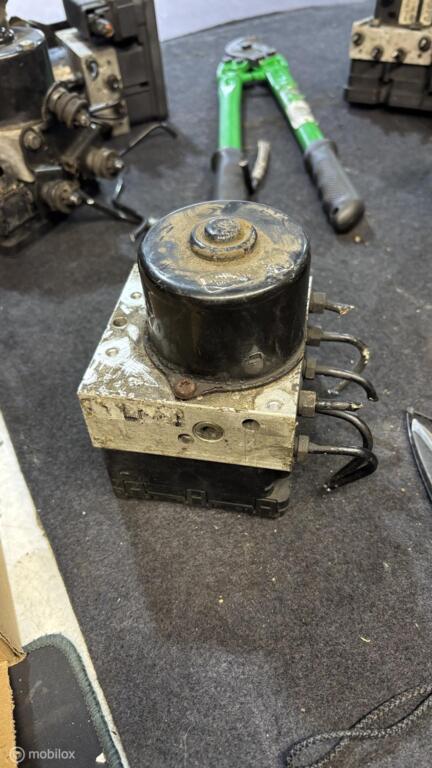 ABS pomp Volkswagen Golf Variant IV ('99-'06) 1j0907379p, Gebruikt, Volkswagen, Ophalen of Verzenden, Volkswagen