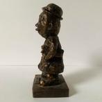 Bronzen beeldje 'De Gelderlander' 📰 TENAX Beeldengieterij, Antiek en Kunst, Ophalen of Verzenden